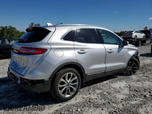 2017 Lincoln MKC Select z VIN 5LMCJ2C92HUL31143, wystawiony jako Copart lot #55206365 z przebiegiem 71 266 mil mil oraz Szkoda całkowita • Salvage title. Historia ofert i sprzedaży dostępna na DreamBid. Obrazek 3.