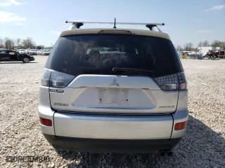 2008 Mitsubishi Outlander XLS with VIN JA4MS41X98Z002359, listed as a Copart auction lot 80348244 with 133,379 mi miles and Salvage Title. Bid and sale history available at carsss.com. Image 6.