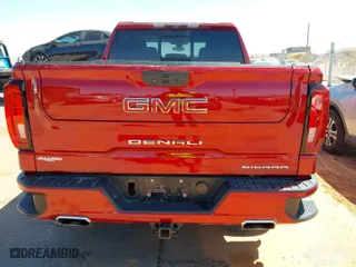 2021 GMC Sierra 1500 Denali with VIN 3GTP8FED8MG205752, listed as a IAAI auction lot 41818242 with 1 mi miles. Bid and sale history available at carsss.com. Image 16.