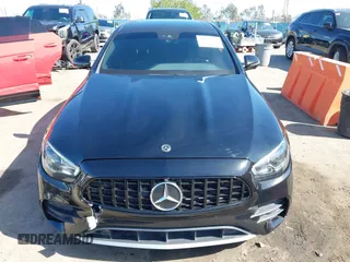 2021 Mercedes-Benz E-Class E 350 with VIN W1KZF8DB2MA918595, listed as a IAAI auction lot 41876355 with 58,508 mi miles. Bid and sale history available at carsss.com. Image 13.