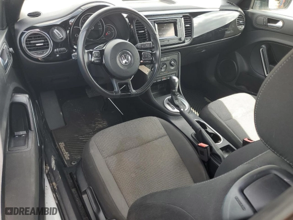 2018 Volkswagen Beetle S with VIN 3VWFD7AT6JM721371, listed as a Copart auction lot 70518584 with 39,783 mi miles and Non Repairable. Bid and sale history available at carsss.com. Image 8.
