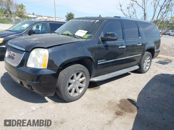 2011 GMC Yukon XL Denali with VIN 1GKS1MEF1BR102890, listed as a IAAI auction lot 41589064 with 264,322 mi miles. Bid and sale history available at carsss.com. Image 2.