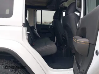 2025 Jeep Wrangler Sahara with VIN 1C4PJXEN6SW526206, listed as a IAAI auction lot 41610649 with 3,497 mi miles and . Bid and sale history available at DreamBid. Image 8.