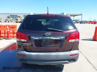 2012 Kia Sorento LX with VIN 5XYKT3A60CG226168, listed as a IAAI auction lot 41667868 with 133,828 mi miles. Bid and sale history available at carsss.com. Image 17.