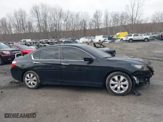 2015 Honda Accord Sedan LX with VIN 1HGCR2F39FA273071, listed as a IAAI auction lot 41532643 with 186,585 mi miles. Bid and sale history available at carsss.com. Image 13.