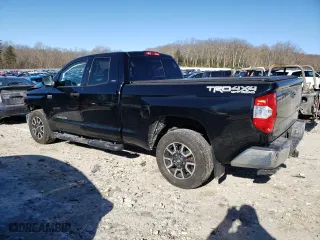 2018 Toyota Tundra 4WD SR with VIN 5TFUY5F1XJX766138, listed as a Copart auction lot 43041825 with 69,402 mi miles and Salvage Title. Bid and sale history available at carsss.com. Image 2.