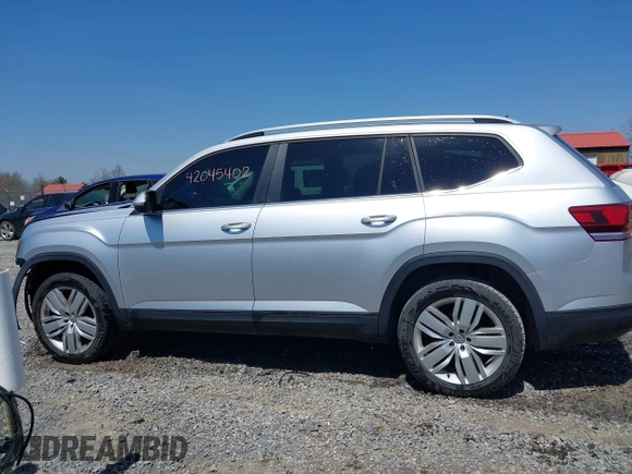 2019 Volkswagen Atlas SE with VIN 1V2UR2CA7KC528108, listed as a IAAI auction lot 42045402 with 66,479 mi miles and . Bid and sale history available at DreamBid. Image 15.