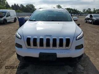 2017 Jeep Cherokee Latitude z VIN 1C4PJMCS6HW571419, wystawiony jako Copart lot #62496135 z przebiegiem 150 691 mil mil oraz Szkoda całkowita • Salvage title. Historia ofert i sprzedaży dostępna na DreamBid. Obrazek 5.
