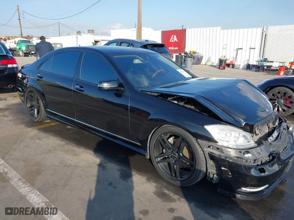 2010 Mercedes-Benz S-Class S 550 with VIN WDDNG7BB9AA334537, listed as a IAAI auction lot 41460106 with 158,699 mi miles. Bid and sale history available at carsss.com. Image 1.
