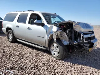 2010 Chevrolet Suburban LT with VIN 1GNUCJE0XAR243066, listed as a Copart auction lot 88919395 with 222,632 mi miles and Salvage Title. Bid and sale history available at carsss.com. Image 4.