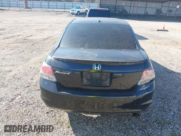 2010 Honda Accord EX-L z VIN 1HGCP2F81AA079337, wystawiony jako IAAI lot #41645216 z przebiegiem 212 611 mil mil oraz . Historia ofert i sprzedaży dostępna na DreamBid. Obrazek 17.