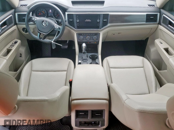 2019 Volkswagen Atlas SE with VIN 1V2WR2CA4KC534215, listed as a Copart auction lot 53889295 with 98,097 mi miles and Salvage title. Bid and sale history available at DreamBid. Image 8.