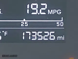 2018 Hyundai Elantra SE with VIN 5NPD74LF5JH402752, listed as a IAAI auction lot 41429536 with 173,526 mi miles. Bid and sale history available at carsss.com. Image 15.