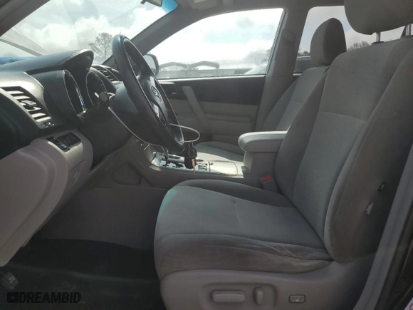 2012 Toyota Highlander with VIN 5TDBK3EH0CS163073, listed as a Copart auction lot 49289505 with 147,446 mi miles and Clean Title. Bid and sale history available at carsss.com. Image 7.