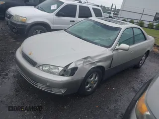 1999 Lexus ES 300 с VIN JT8BF28G6X0212320, выставлен на аукционе IAAI как лот 42366044 с пробегом 121 474 миль миль и . История ставок и продаж доступна на DreamBid. Изображение 2.