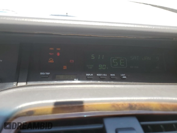 2001 Toyota Avalon XL with VIN 4T1BF28B11U171919, listed as a Copart auction lot 55977855 with 189,840 mi miles and Salvage Title. Bid and sale history available at DreamBid. Image 9.