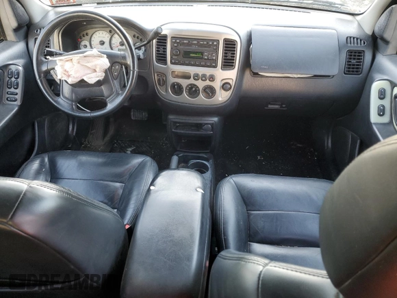 2003 Ford Escape Limited with VIN 1FMCU94123KE19996, listed as a Copart auction lot 82024934 with 225,089 mi miles and Salvage Title. Bid and sale history available at carsss.com. Image 8.