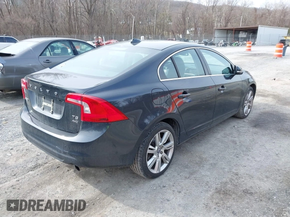 2012 Volvo S60 T6 with VIN YV1902FH8C2040412, listed as a IAAI auction lot 41739075 with 115,215 mi miles. Bid and sale history available at carsss.com. Image 4.