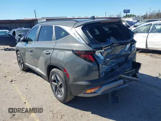 2025 Hyundai Tucson SEL with VIN 5NMJB3DE7SH501802, listed as a IAAI auction lot 41732301 with 2,942 mi miles and . Bid and sale history available at DreamBid. Image 3.