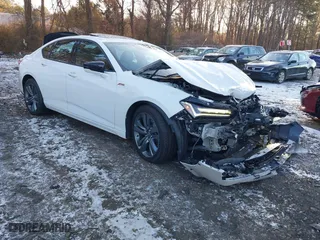 2022 Acura TLX w/A-Spec Package with VIN 19UUB5F57NA005405, listed as a IAAI auction lot 41222220 with 10,921 mi miles. Bid and sale history available at carsss.com. Image 1.