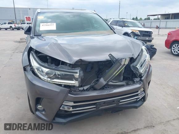 2018 Toyota Highlander Limited с VIN 5TDYZRFH1JS256186, выставлен на аукционе IAAI как лот 42366537 с пробегом 69 894 миль миль и . История ставок и продаж доступна на DreamBid. Изображение 6.