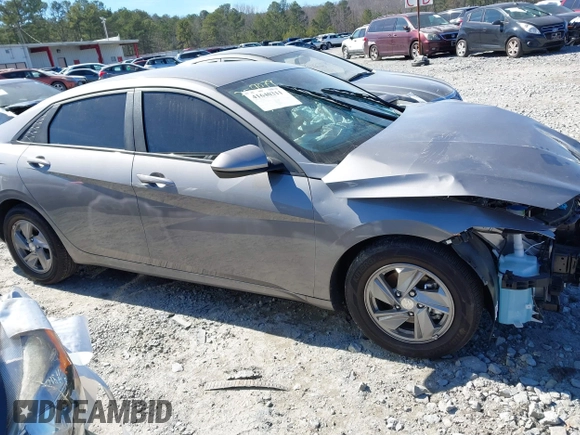 2024 Hyundai Elantra SE with VIN KMHLL4DG3RU723300, listed as a IAAI auction lot 41640311 with 20,059 mi miles and . Bid and sale history available at DreamBid. Image 13.
