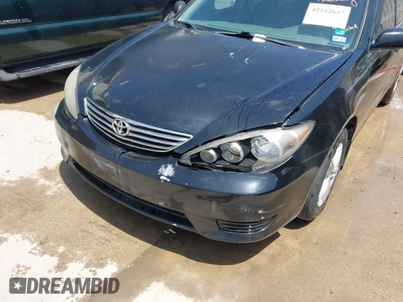 2006 Toyota Camry STD with VIN 4T1BE32K06U714721, listed as a IAAI auction lot 42142647 with 178,624 mi miles and . Bid and sale history available at carsss.com. Image 6.