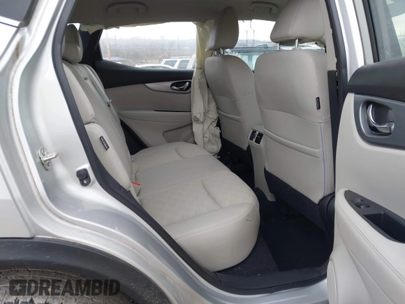 2020 Nissan Rogue Sport SL with VIN JN1BJ1CW5LW390349, listed as a IAAI auction lot 41432049 with 35,028 mi miles. Bid and sale history available at carsss.com. Image 8.