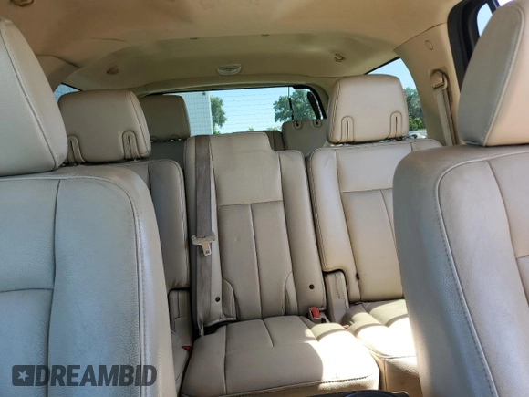 2007 Ford Expedition XLT with VIN 1FMFU15527LA85632, listed as a Copart auction lot 61855455 with 177,899 mi miles and Salvage title. Bid and sale history available at DreamBid. Image 10.
