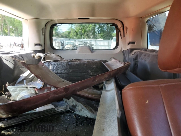 2008 Jeep Commander Limited с VIN 1J8HG58N68C210620, выставлен на аукционе Copart как лот 55267725 с пробегом 217 005 миль миль и Списание • Salvage title. История ставок и продаж доступна на DreamBid. Изображение 10.