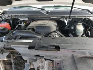 2007 Chevrolet Tahoe LTZ z VIN 1GNFC13J07R177477, wystawiony jako Copart lot #56707715 z przebiegiem 222 879 mil mil oraz Szkoda całkowita • Salvage title. Historia ofert i sprzedaży dostępna na DreamBid. Obrazek 12.