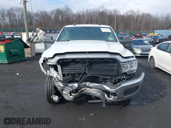 2022 Ram 2500 Tradesman with VIN 3C6UR5CJ2NG441695, listed as a IAAI auction lot 41660235 with 2,630 mi miles. Bid and sale history available at carsss.com. Image 12.