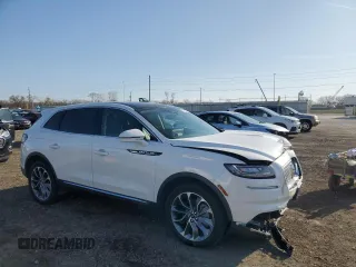 2021 Lincoln Nautilus Reserve z VIN 2LMPJ6K9XMBL18657, wystawiony jako Copart lot #51324615 z przebiegiem 47 357 mil mil oraz Szkoda całkowita • Salvage title. Historia ofert i sprzedaży dostępna na DreamBid. Obrazek 4.