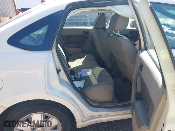 2010 Ford Focus S with VIN 1FAHP3EN4AW164831, listed as a IAAI auction lot 41976380 with 1 mi miles. Bid and sale history available at carsss.com. Image 8.