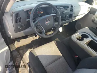 2009 GMC Sierra 1500 Work Truck z VIN 1GTEC14C29Z113786, wystawiony jako Copart lot #75821694 z przebiegiem 85 430 mil mil oraz Szkoda całkowita • Salvage title. Historia ofert i sprzedaży dostępna na DreamBid. Obrazek 8.