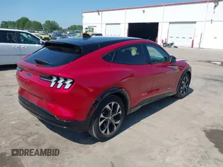 2023 Ford Mustang Mach-E Premium z VIN 3FMTK3SU3PMA70202, wystawiony jako IAAI lot #42291558 z przebiegiem 16 333 mil mil oraz . Historia ofert i sprzedaży dostępna na DreamBid. Obrazek 4.