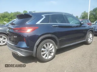 2021 Infiniti QX50 Essential z VIN 3PCAJ5CBXMF118608, wystawiony jako Copart lot #60856885 z przebiegiem 31 040 mil mil oraz Czysty tytuł • Clean title. Historia ofert i sprzedaży dostępna na DreamBid. Obrazek 3.