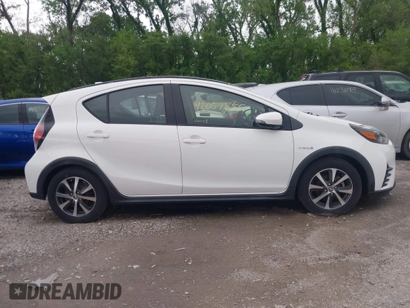 2018 Toyota Prius One with VIN JTDKDTB33J1599980, listed as a IAAI auction lot 42057855 with 112,027 mi miles and . Bid and sale history available at DreamBid. Image 13.