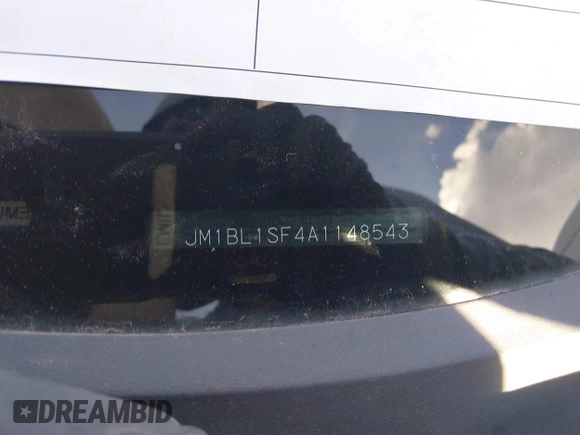 2010 Mazda 3 i SV with VIN JM1BL1SF4A1148543, listed as a IAAI auction lot 40110323 with 131,801 mi miles and . Bid and sale history available at DreamBid. Image 9.