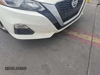 2020 Nissan Altima S z VIN 1N4BL4BV1LC230252, wystawiony jako IAAI lot #42547649 z przebiegiem 158 643 mil mil oraz . Historia ofert i sprzedaży dostępna na DreamBid. Obrazek 6.