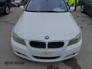 2011 BMW 3 Series 328i xDrive with VIN WBAPK5C53BA995204, listed as a IAAI auction lot 41940438 with 160,879 mi miles. Bid and sale history available at carsss.com. Image 6.