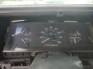 1994 Ford Ranger Splash z VIN 1FTCR10A7RTA86758, wystawiony jako Copart lot #54618164 z przebiegiem 110 169 mil mil oraz Nie do naprawy • Non repairable. Historia ofert i sprzedaży dostępna na DreamBid. Obrazek 9.