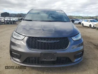 2022 Chrysler Pacifica Hybrid Limited with VIN 2C4RC1S77NR208193, listed as a Copart auction lot 47320125 with 28,282 mi miles and Salvage title. Bid and sale history available at DreamBid. Image 5.