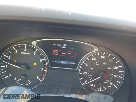 2018 Nissan Pathfinder SV with VIN 5N1DR2MM1JC607813, listed as a IAAI auction lot 40608478 with 137,261 mi miles and . Bid and sale history available at DreamBid. Image 7.