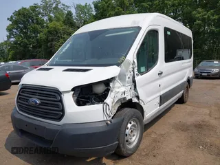 2015 Ford Transit Passenger XL с VIN 1FBAX2CG7FKA10515, выставлен на аукционе IAAI как лот 42424182 с пробегом 8 962 миль миль и . История ставок и продаж доступна на DreamBid. Изображение 16.