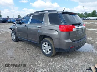 2010 GMC Terrain SLE-2 z VIN 2CTALDEW0A6414005, wystawiony jako IAAI lot #42340670 z przebiegiem 133 965 mil mil oraz . Historia ofert i sprzedaży dostępna na DreamBid. Obrazek 3.