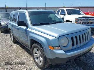 2014 Jeep Patriot Latitude with VIN 1C4NJPFB8ED547358, listed as a IAAI auction lot 41989330 with 107,598 mi miles and . Bid and sale history available at carsss.com. Image 1.