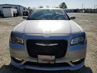 2018 Chrysler 300 with VIN 2C3CCABG6JH240207, listed as a Copart auction lot 49913785 with 111,401 mi miles and Salvage Title. Bid and sale history available at carsss.com. Image 5.