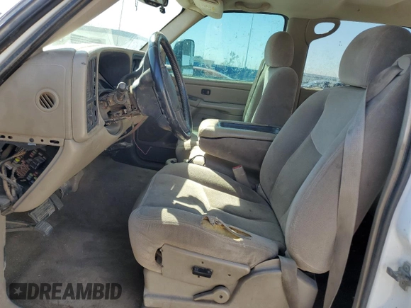 2006 GMC Sierra 2500HD SL with VIN 1GTHK23D26F158546, listed as a Copart auction lot 42225335 with 213,724 mi miles and Salvage title. Bid and sale history available at DreamBid. Image 7.