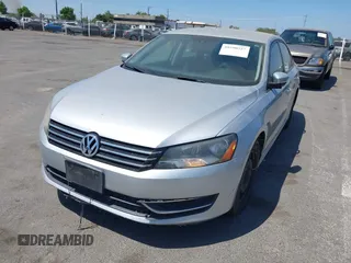 2013 Volkswagen Passat Wolfsburg Edition с VIN 1VWAP7A36DC113454, выставлен на аукционе IAAI как лот 39590527 с пробегом 142 120 миль миль и . История ставок и продаж доступна на DreamBid. Изображение 6.